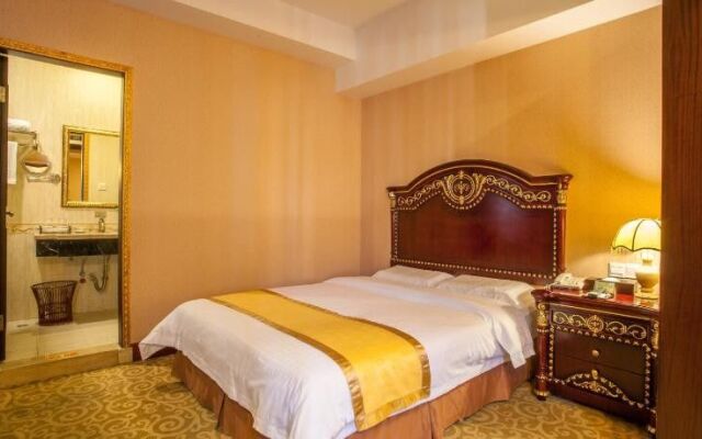 Happy Hotel