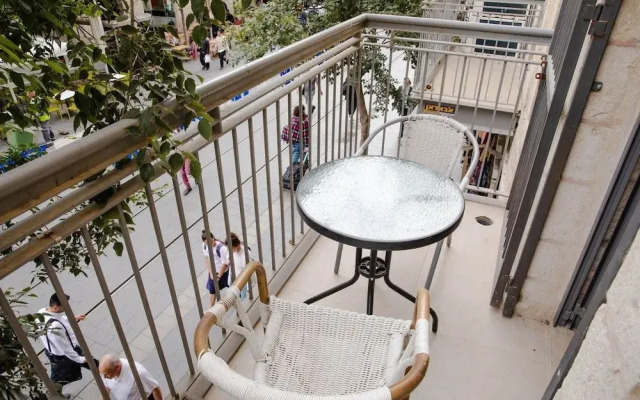 Yafo 35 apartment