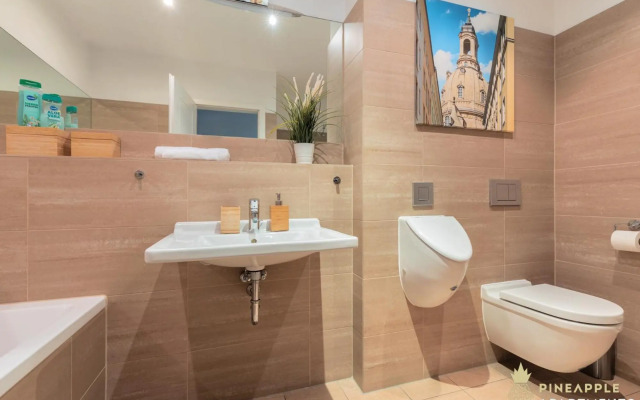 Pineapple Apartments Palais am Neumarkt