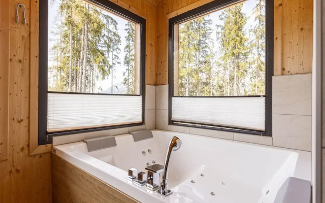 Amazing Chalet With Finnish Sauna