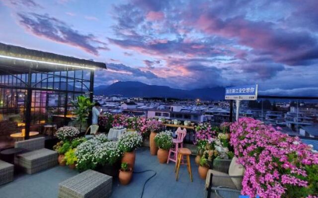 Date jade dragon snow mountain view guest house