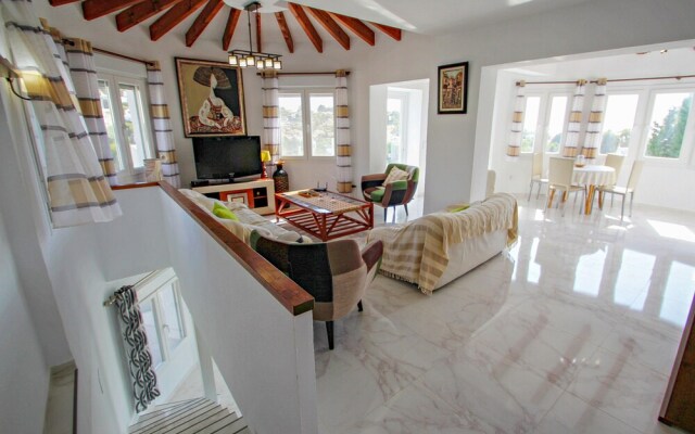 Gila - sea view villa with private pool in Benissa
