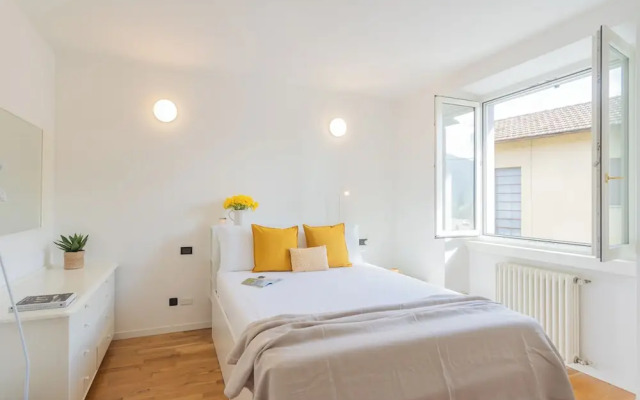 Ponente Balcony & Garden by Rent all Como