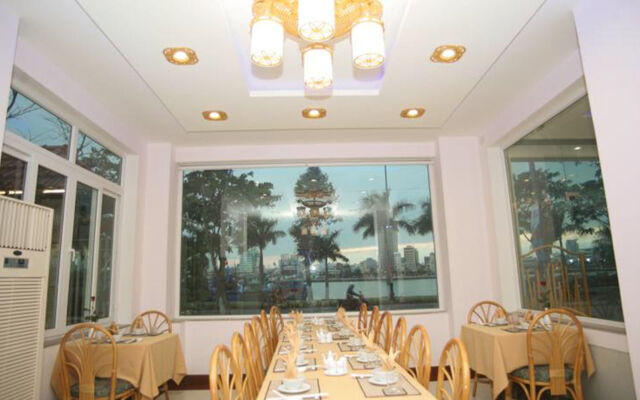 Areca Riverside Hotel