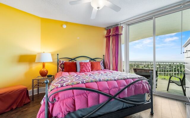 Crb0515 4 Bedroom Condo