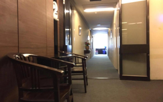 Broadway Hotel Singapore (SG Clean Certified)