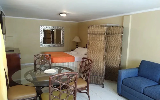 Maria Mulata Apartments