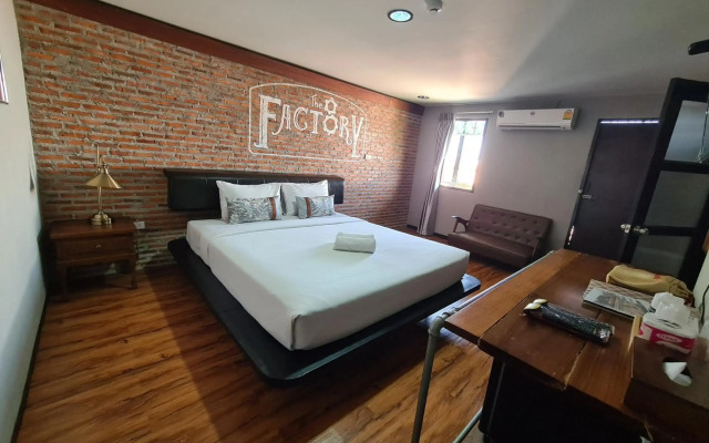 The 8 Factory Hotel Phitsanulok