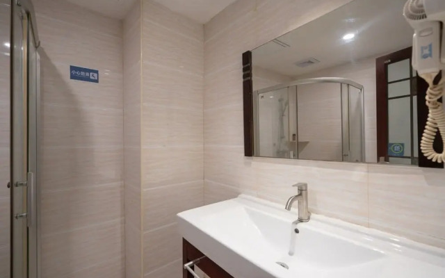 Lavande Hotel (Guangzhou Railway Station Friendship Theater)