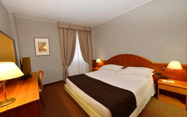 Super 8 by Wyndham Orlando International Drive