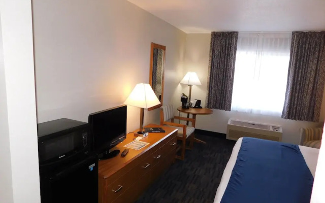 Americas Best Value Inn Chetek