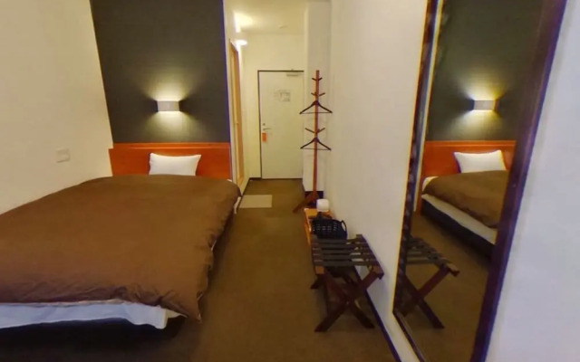 Shirakawa Business Hotel