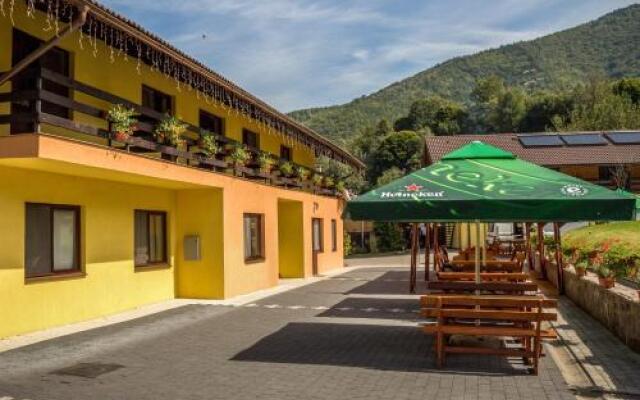 Pensiunea Rau Sadului