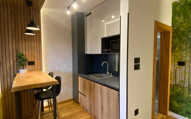 Tesla 8 Apartment