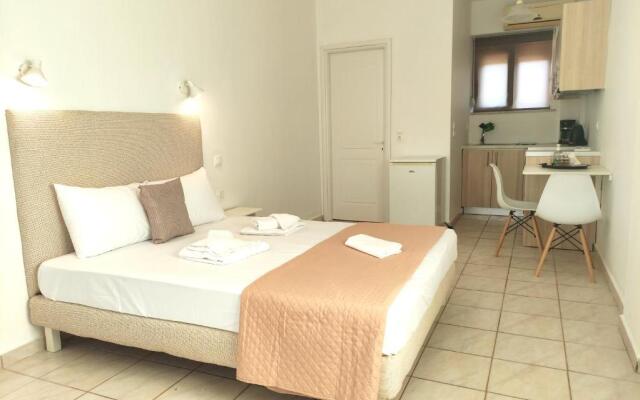 # 6 Giorgos & Chara apartments