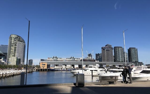 Astonishing Docklands View Deluxe Room