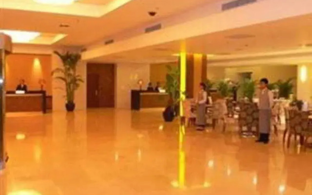 Best Western Grand Sky International Hotel