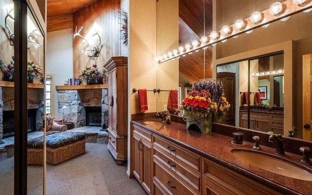 Deer Valley Silverlake Cache