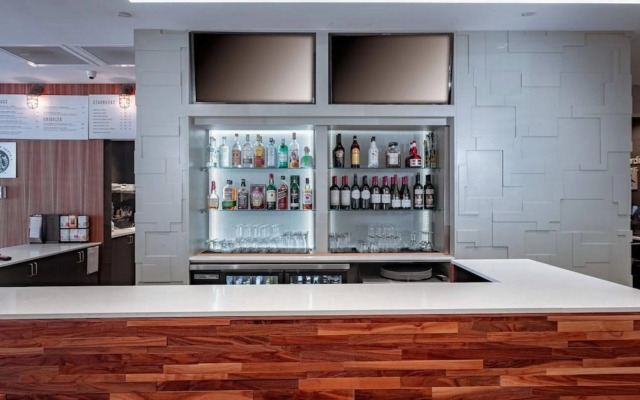 Courtyard by Marriott Toledo West