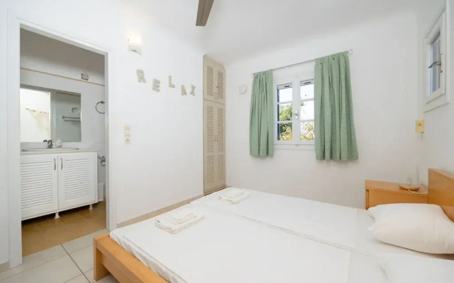 Villa Leilani 3 Bedroom Home by the Beach