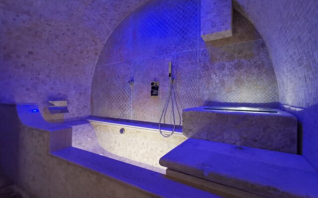DIONISO Bed and Wellness