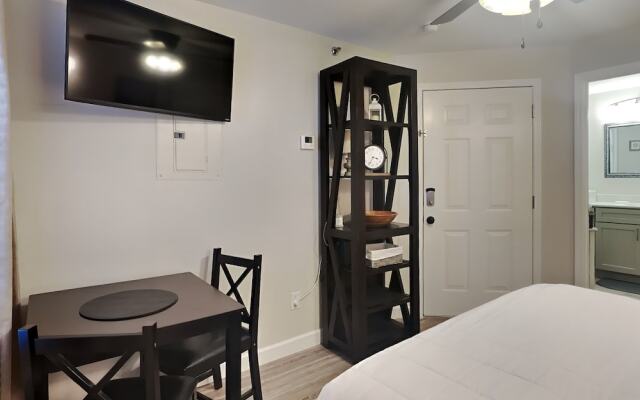 St Thomas Square #1204c