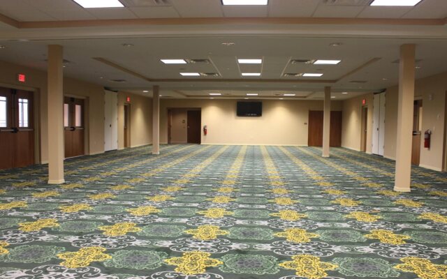 Marble Waters Hotel & Suites, Trademark by Wyndham