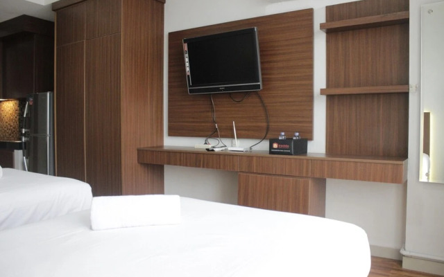 Pleasant & Cozy Studio at Dago Suites Apartment