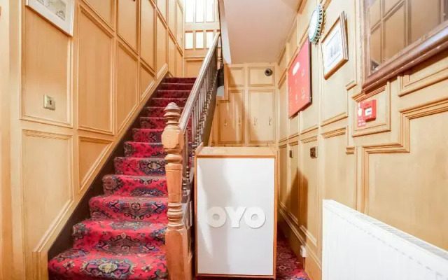 The Rowers Hotel by OYO