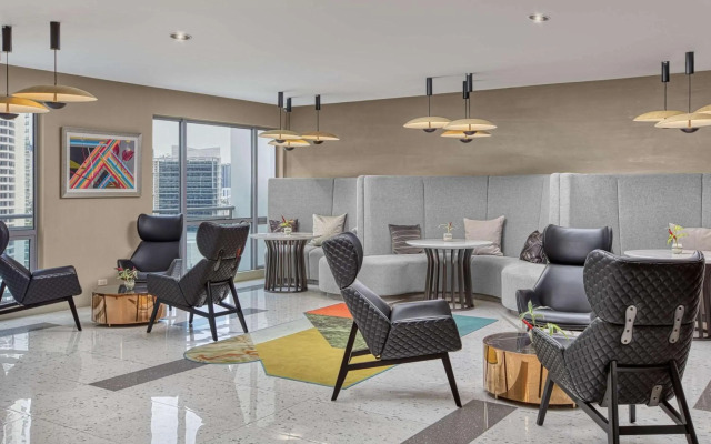 Novotel Suites Manila at Acqua