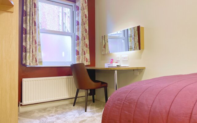 Corner House Hotel