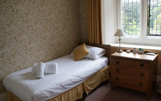 Caer Rhun Hall Hotel