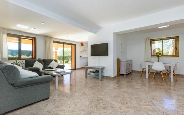 Villa in Ibiza Town Sleeps 12 - Villa Tino