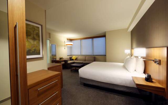 Hyatt Place Flushing/LaGuardia Airport