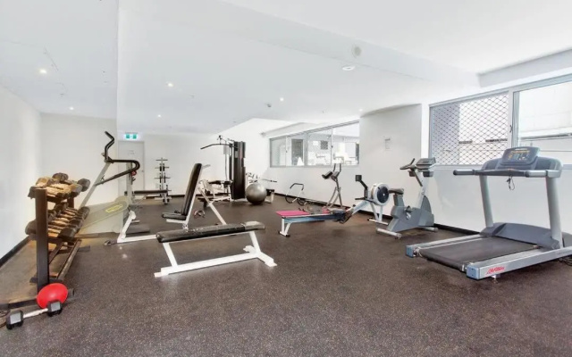 A Modern & Stylish Studio Next to Darling Harbour – Sports – Sydney