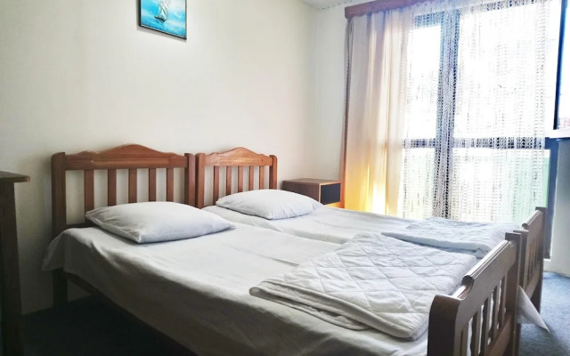 Отель «Зеленый Дом»