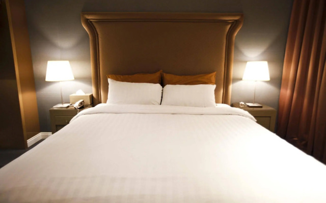 The California Hotel