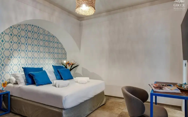 Villa Degli Dei - Private Waterfront Villa