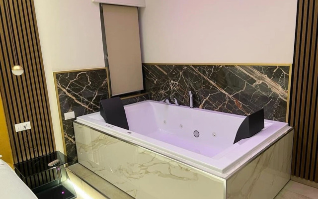 AlbaDea Suite&Jacuzzi