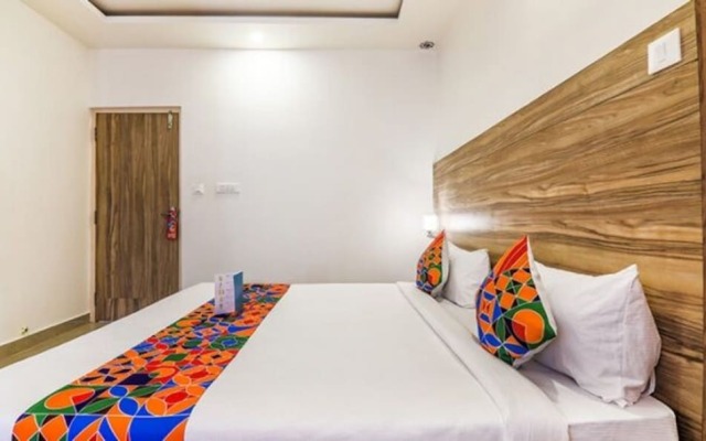 Vista Suites By FabHotel