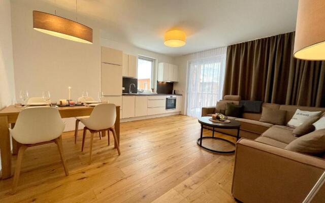 die Tauplitz Lodges - Alm Lodge A8 by AA Holiday Homes