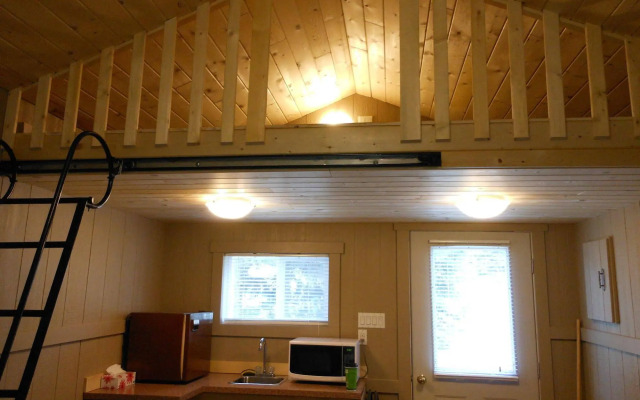 Mountain Park Resort Cabin, RV & Campground