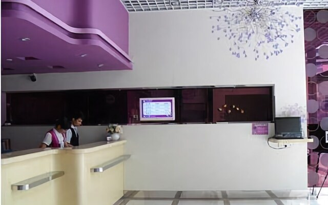 V8 Hotel Xi Cun Branch