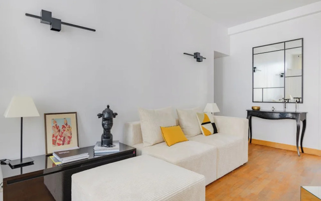 Paris St Germain Central residence