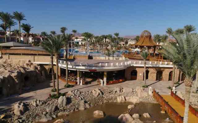 Parrotel Beach Resort