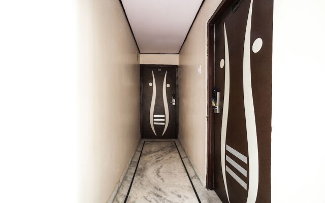 OYO 30231 Hotel Anshu