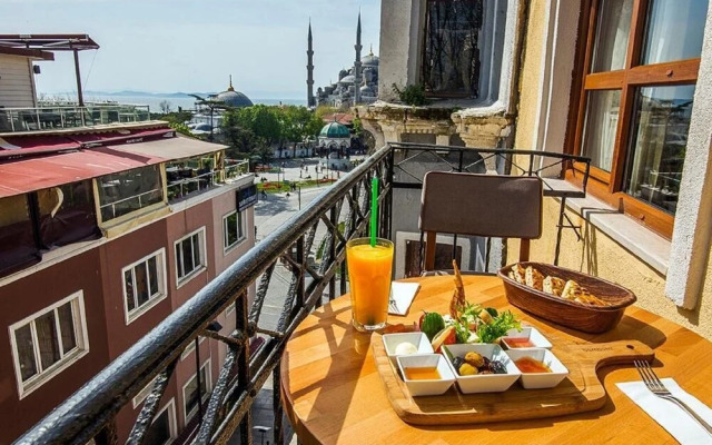 Hotel Million Old City