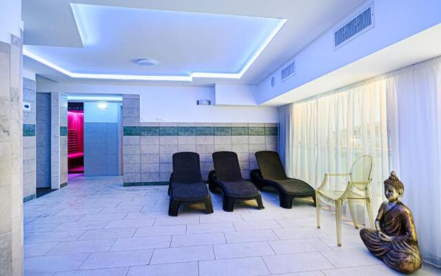 Holiday Club Apartman Hotel