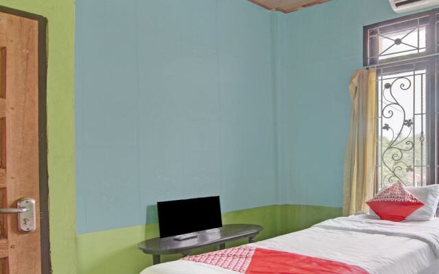OYO 92872 Swakarya Guest House