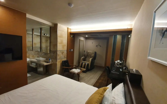 Time Hotel